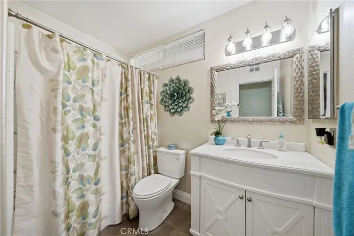 40312 Windsor, Temecula, California 92591