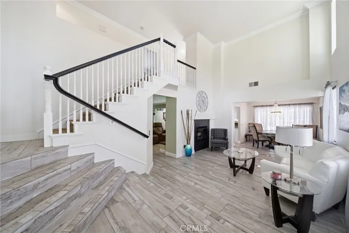 40312 Windsor, Temecula, California 92591