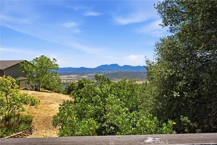 Peeking into the included adjacent lot.
