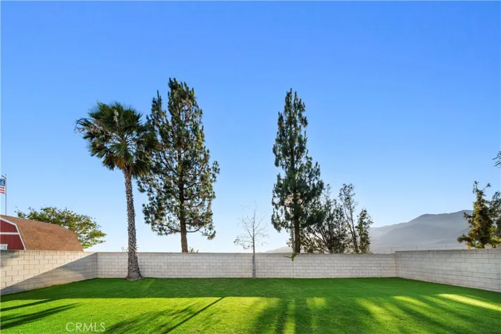 6766 Royal Crest Court, Fontana, California 92336