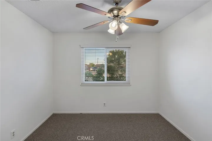 10966 Neola Road, Apple Valley, California 92308