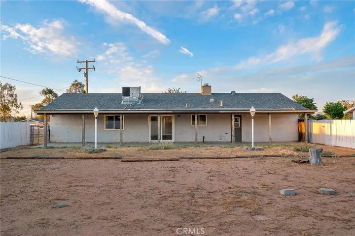 10966 Neola Road, Apple Valley, California 92308