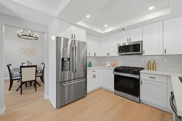 2214 Brookhaven, Vista, California 92081