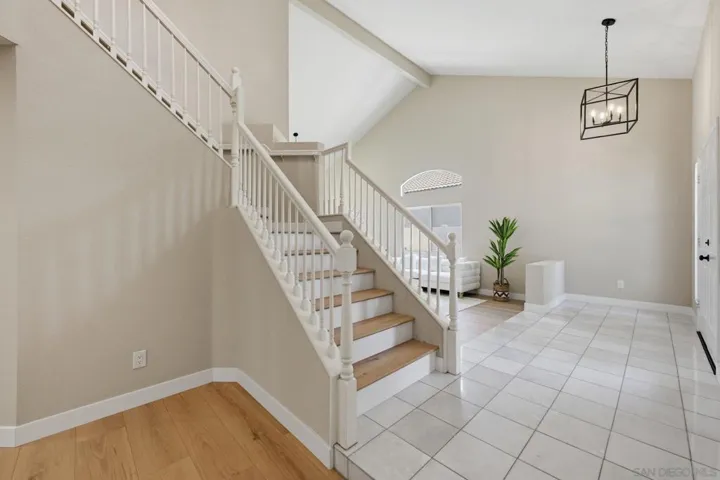 2214 Brookhaven, Vista, California 92081