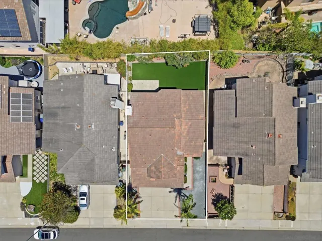 2214 Brookhaven, Vista, California 92081
