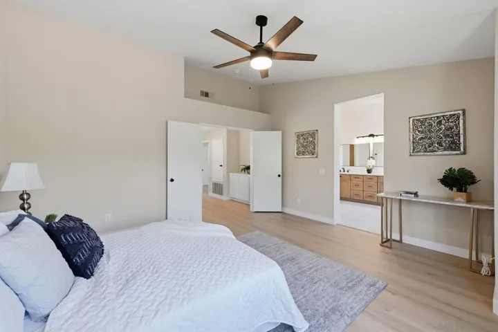 2214 Brookhaven, Vista, California 92081