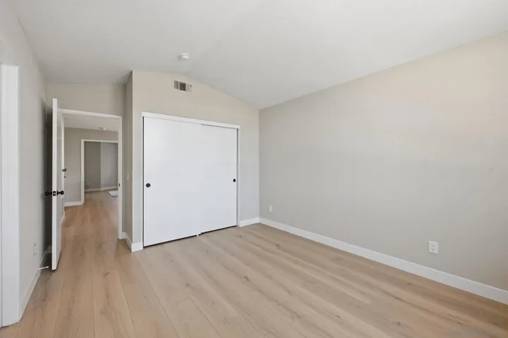 2214 Brookhaven, Vista, California 92081