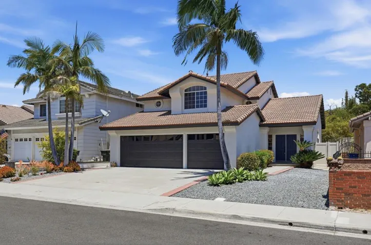 2214 Brookhaven, Vista, California 92081
