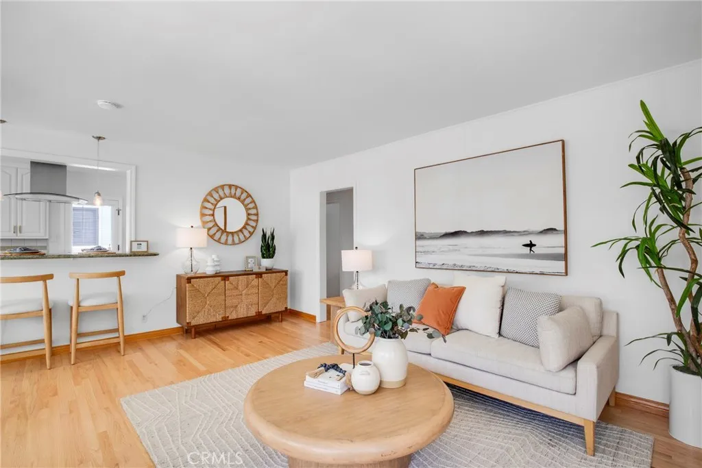 424 S Meadows Ave, Manhattan Beach, California 90266 — photo 4