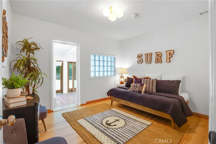 424 S Meadows Ave, Manhattan Beach, California 90266