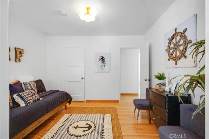 424 S Meadows Ave, Manhattan Beach, California 90266