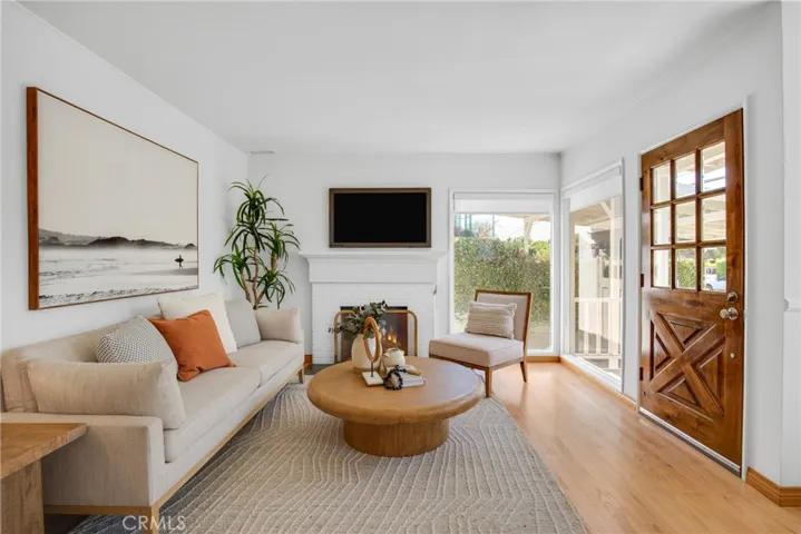 424 S Meadows Ave, Manhattan Beach, California 90266