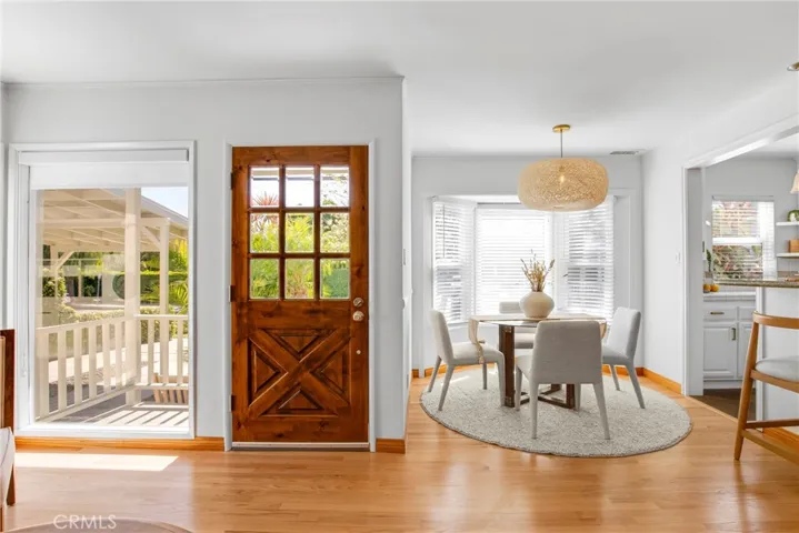 424 S Meadows Ave, Manhattan Beach, California 90266