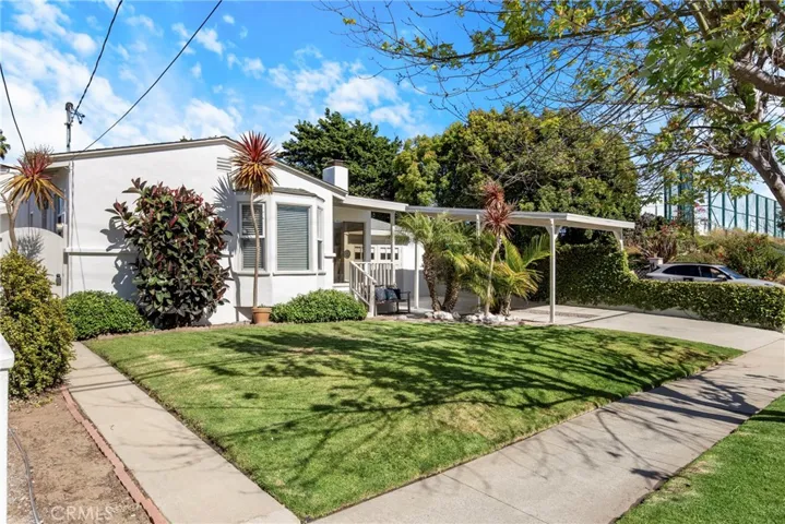 424 S Meadows Ave, Manhattan Beach, California 90266