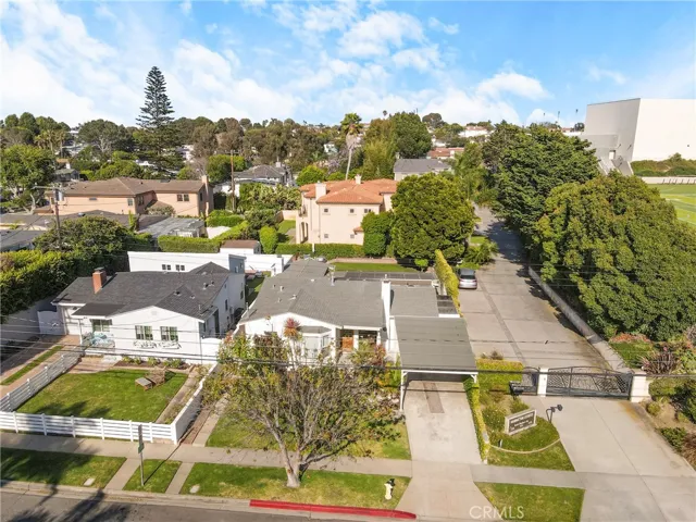 424 S Meadows Ave, Manhattan Beach, California 90266