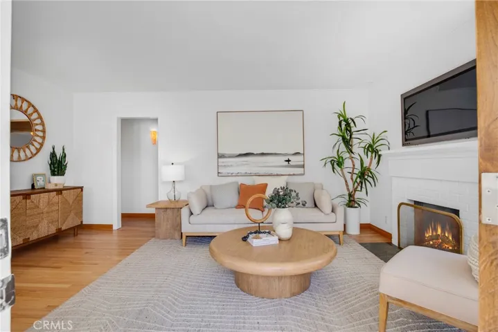 424 S Meadows Ave, Manhattan Beach, California 90266