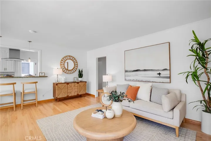 424 S Meadows Ave, Manhattan Beach, California 90266