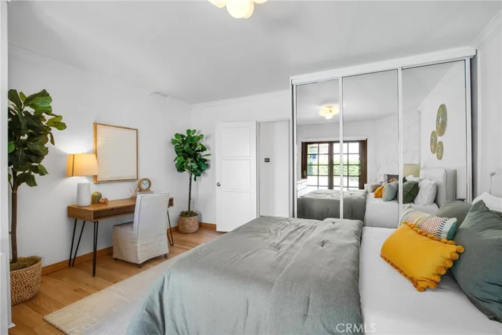 424 S Meadows Ave, Manhattan Beach, California 90266