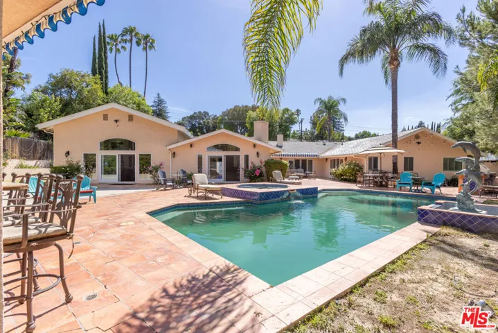 19717 Wells Drive, Woodland Hills, California 91364