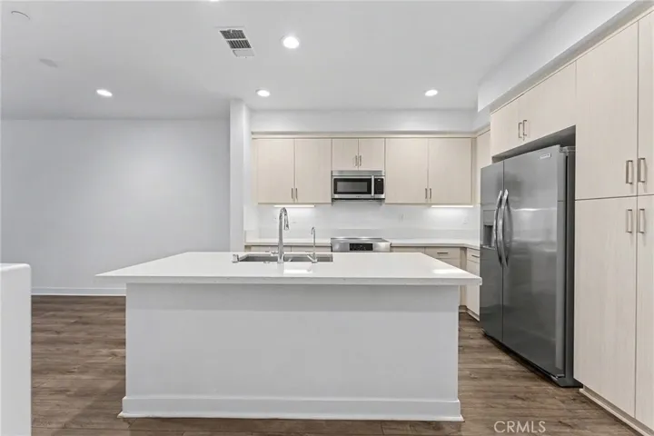 419 Falcon Place, Covina, California 91723