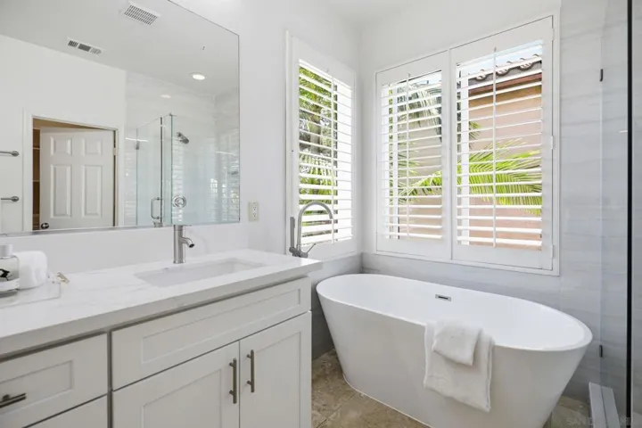 7385 Healis Pl, San Diego, California 92129