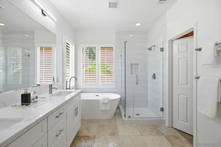 7385 Healis Pl, San Diego, California 92129