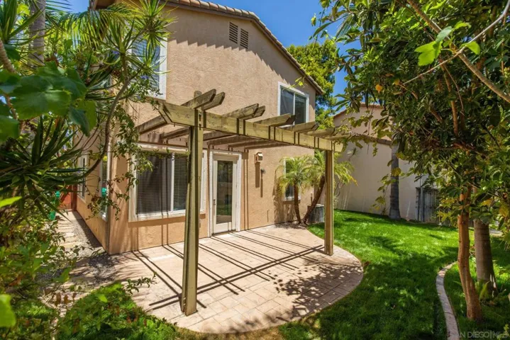 7385 Healis Pl, San Diego, California 92129