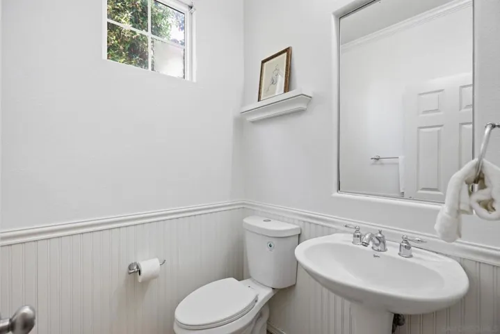 7385 Healis Pl, San Diego, California 92129