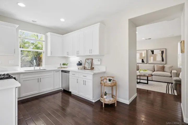 7385 Healis Pl, San Diego, California 92129