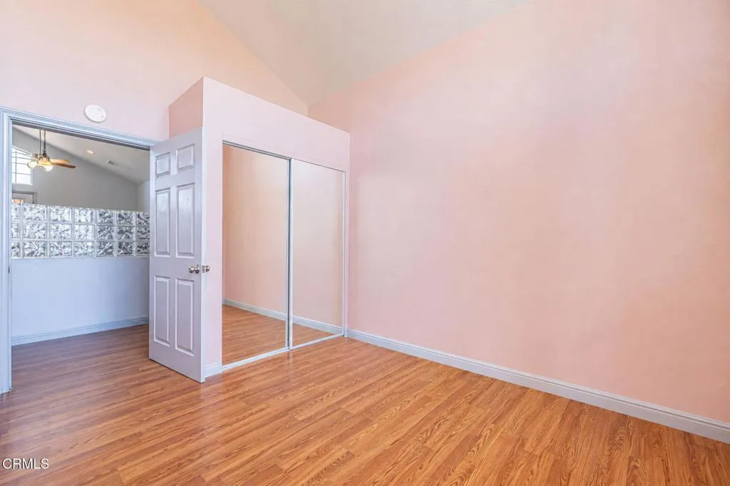 26-web-or-mls-Bedroom 1 cont