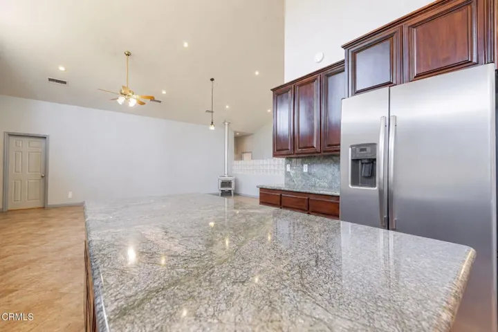 21-web-or-mls-Kitchen 3