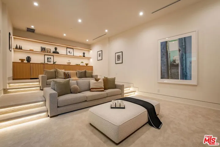 9988 Liebe Drive, Beverly Hills, California 90210