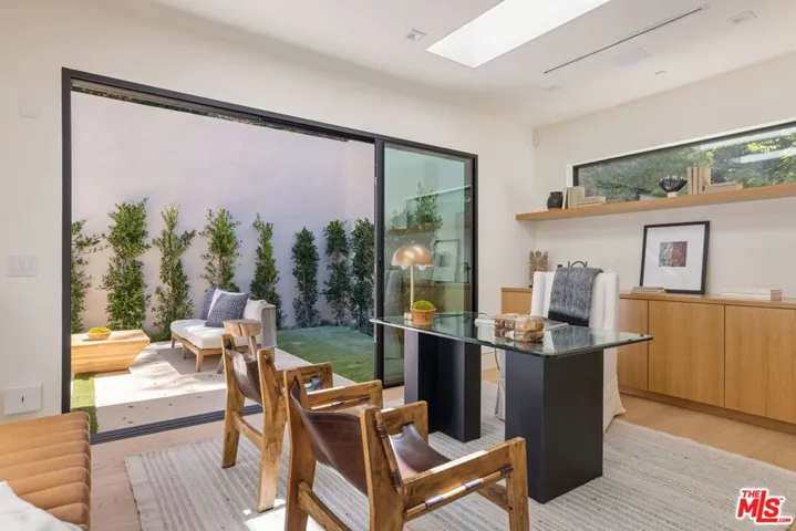 9988 Liebe Drive, Beverly Hills, California 90210