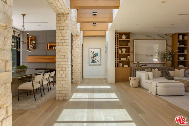 9988 Liebe Drive, Beverly Hills, California 90210