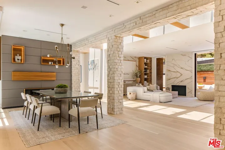 9988 Liebe Drive, Beverly Hills, California 90210