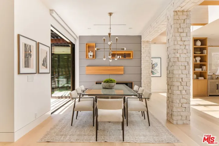 9988 Liebe Drive, Beverly Hills, California 90210