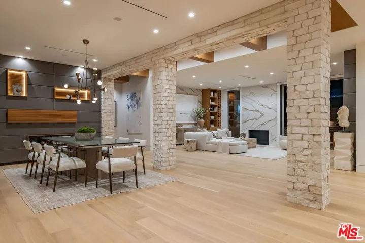 9988 Liebe Drive, Beverly Hills, California 90210