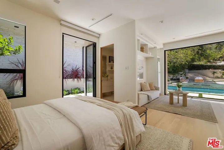 9988 Liebe Drive, Beverly Hills, California 90210