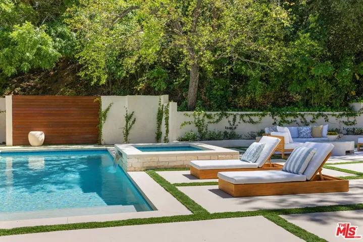9988 Liebe Drive, Beverly Hills, California 90210