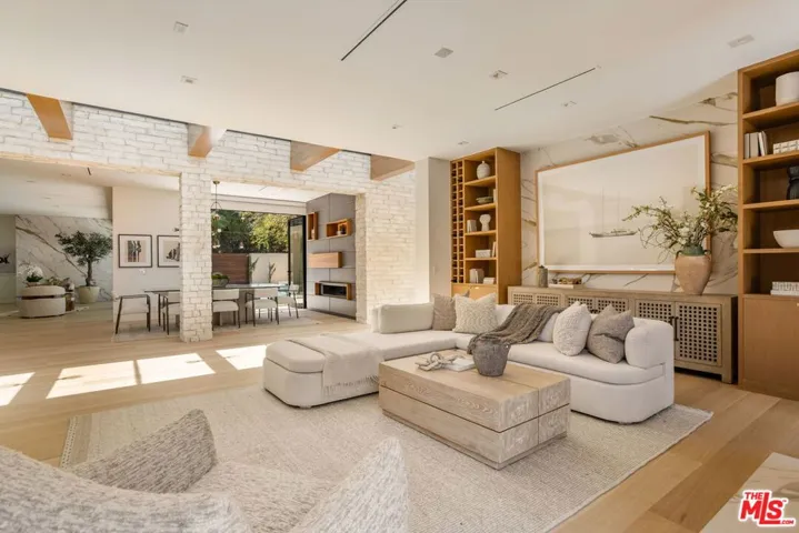 9988 Liebe Drive, Beverly Hills, California 90210