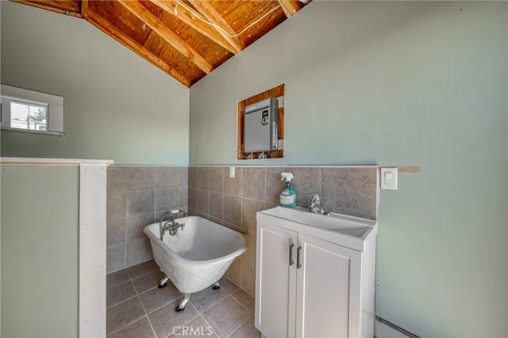 21738 Yankee Valley, Hidden Valley Lake, California 95467