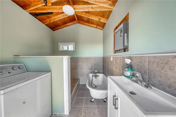 21738 Yankee Valley, Hidden Valley Lake, California 95467