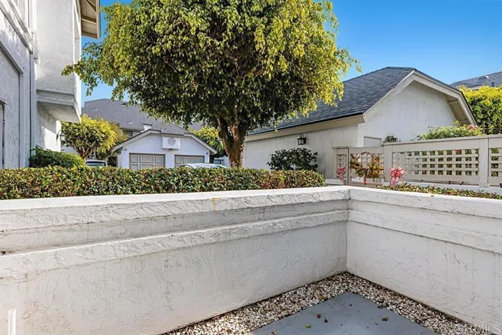 520 Via De La Valle H, Solana Beach, California 92075