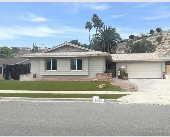 1454 El Prado, Lemon Grove, California 91945