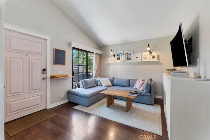 2352 Archwood, Simi Valley, California 93063