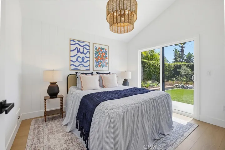 ADU Bedroom w/slider access to backyard
