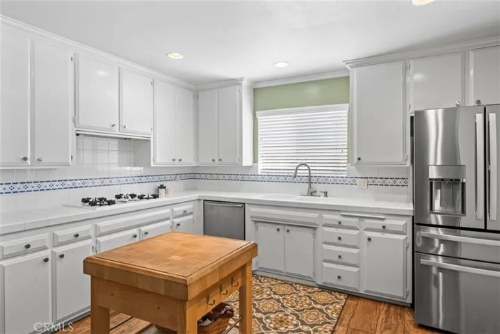 123 W Ronwood Street, Glendora, California 91740