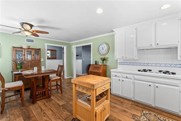 123 W Ronwood Street, Glendora, California 91740