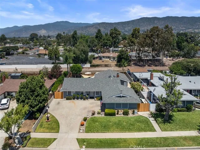 123 W Ronwood Street, Glendora, California 91740