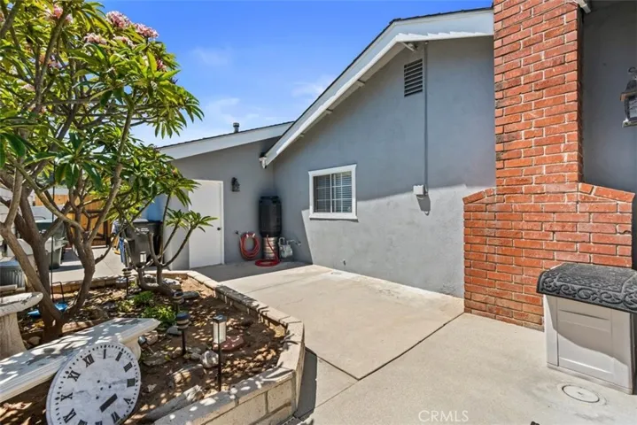 123 W Ronwood Street, Glendora, California 91740